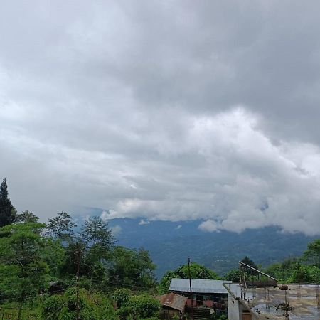 Mairung Gaon Farm Stay Rishop Exterior foto